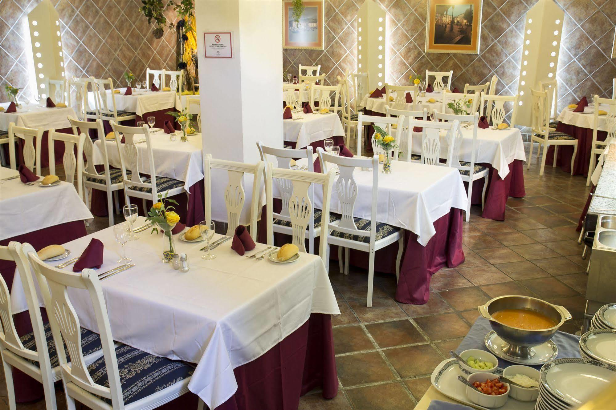 Hotel Villa De Laredo Фуенхірола Екстер'єр фото